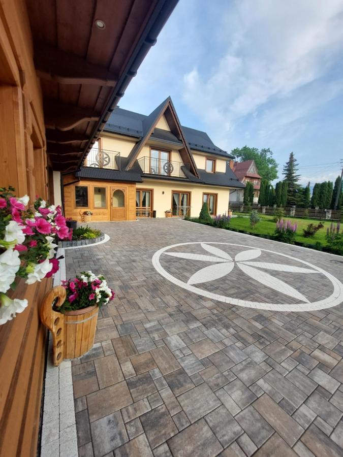 Pokoje Goscinne Wierzbowka Przy Termach Witów Exteriör bild
