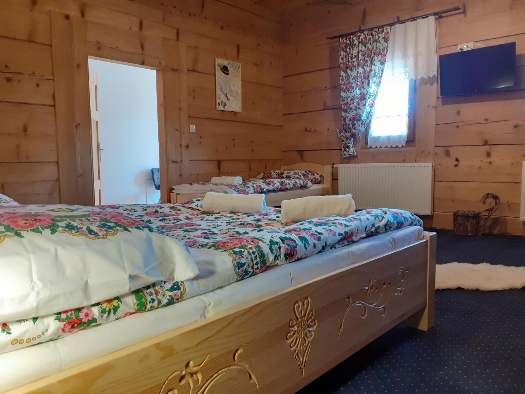 Pokoje Goscinne Wierzbowka Przy Termach Witów Exteriör bild