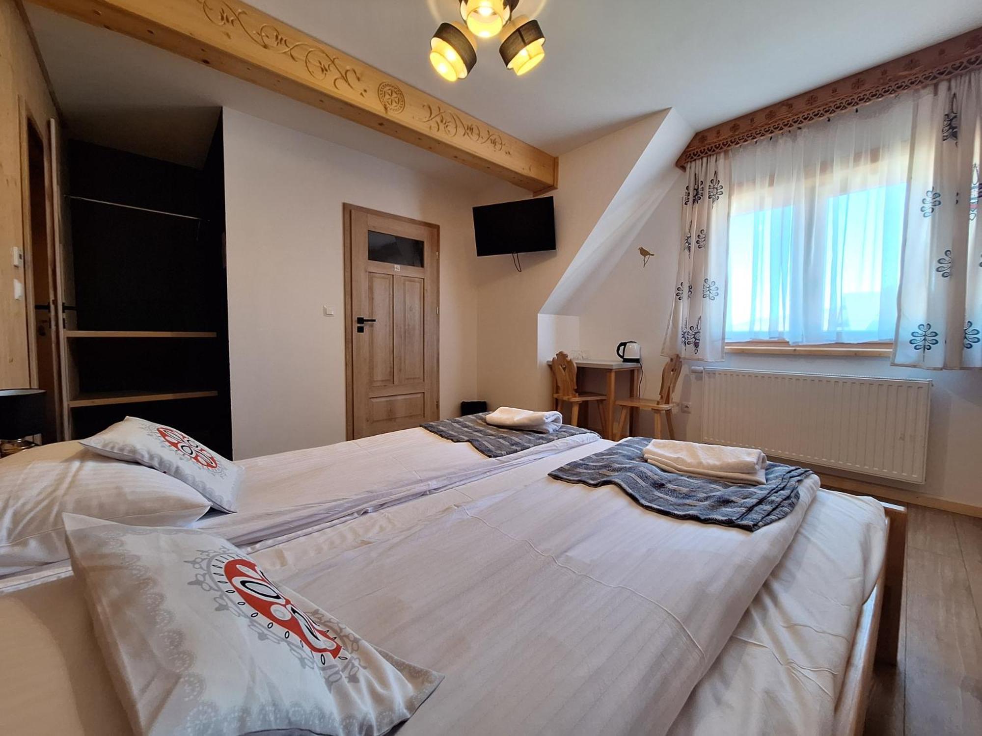 Pokoje Goscinne Wierzbowka Przy Termach Witów Exteriör bild